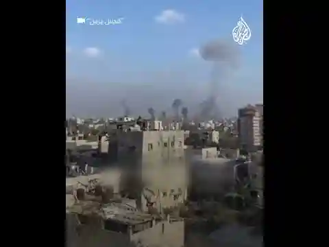 طيران الاحتلال يقصف مدينة حمد في خانيونس جنوب  قطاع غزة