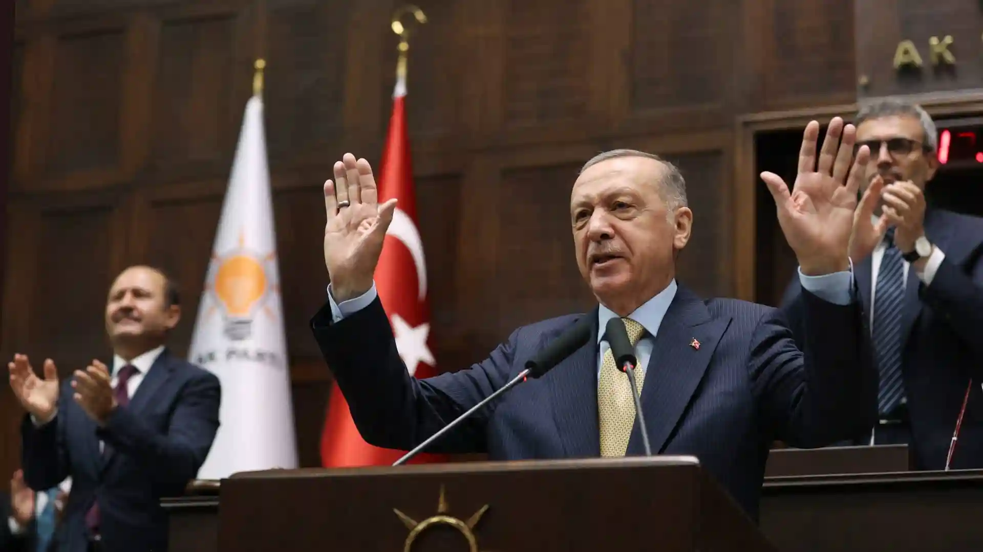 رئيس هيئة الانتخابات في تركيا يعلن فوز أردوغان في جولة الإعادة